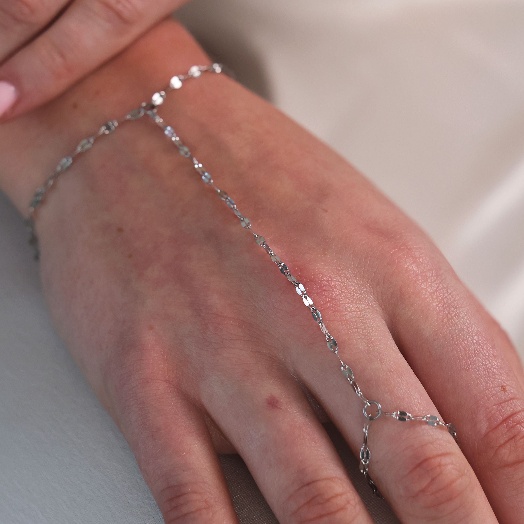 Dapped Oval Hand Chain