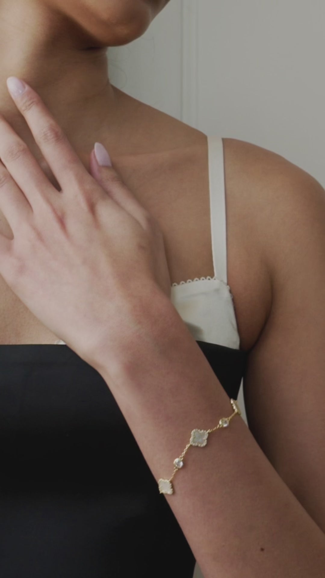 White Clover CZ Chain Bracelet
