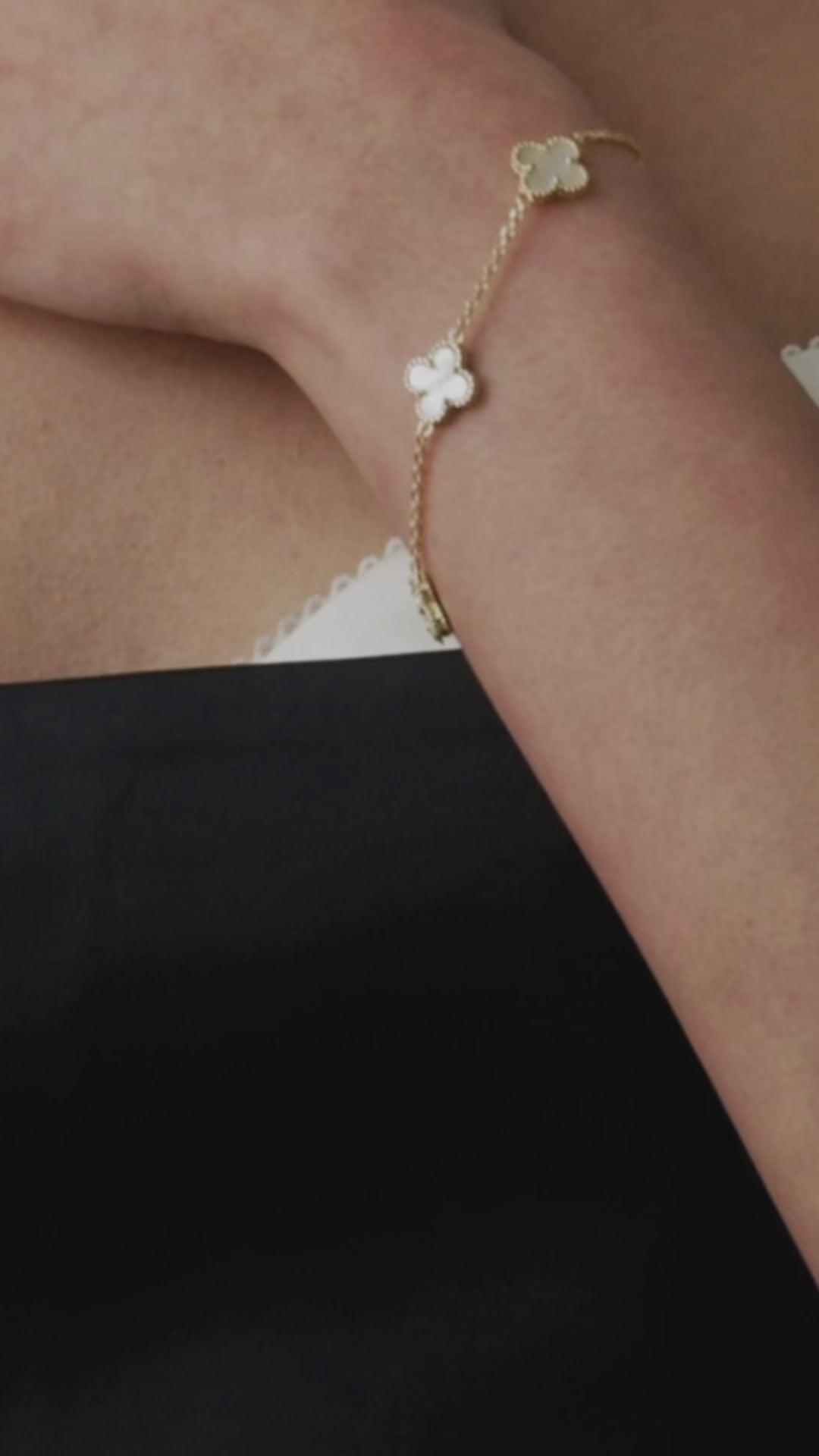 White 5 Clover Chain Bracelet
