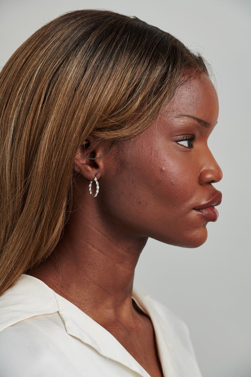 Twisted Hinged Hoops - Gemlet