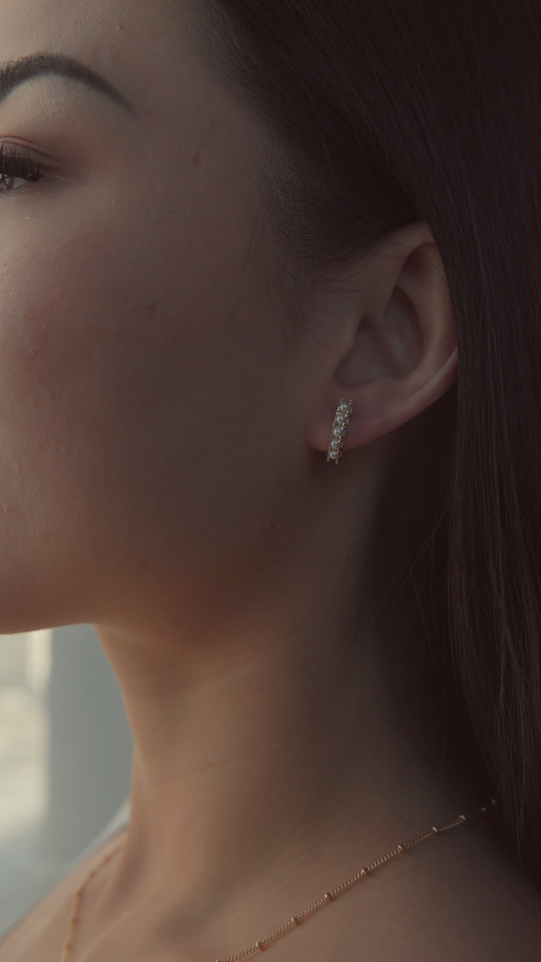 Pearl Bar Studs
