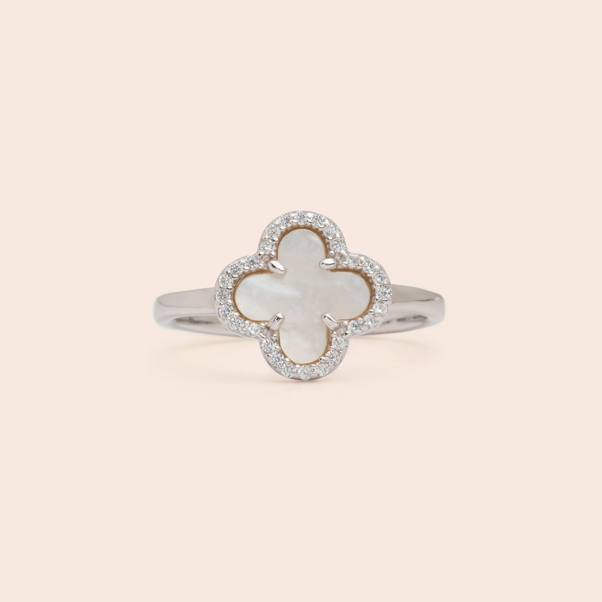 Big White Clover Ring - Gemlet