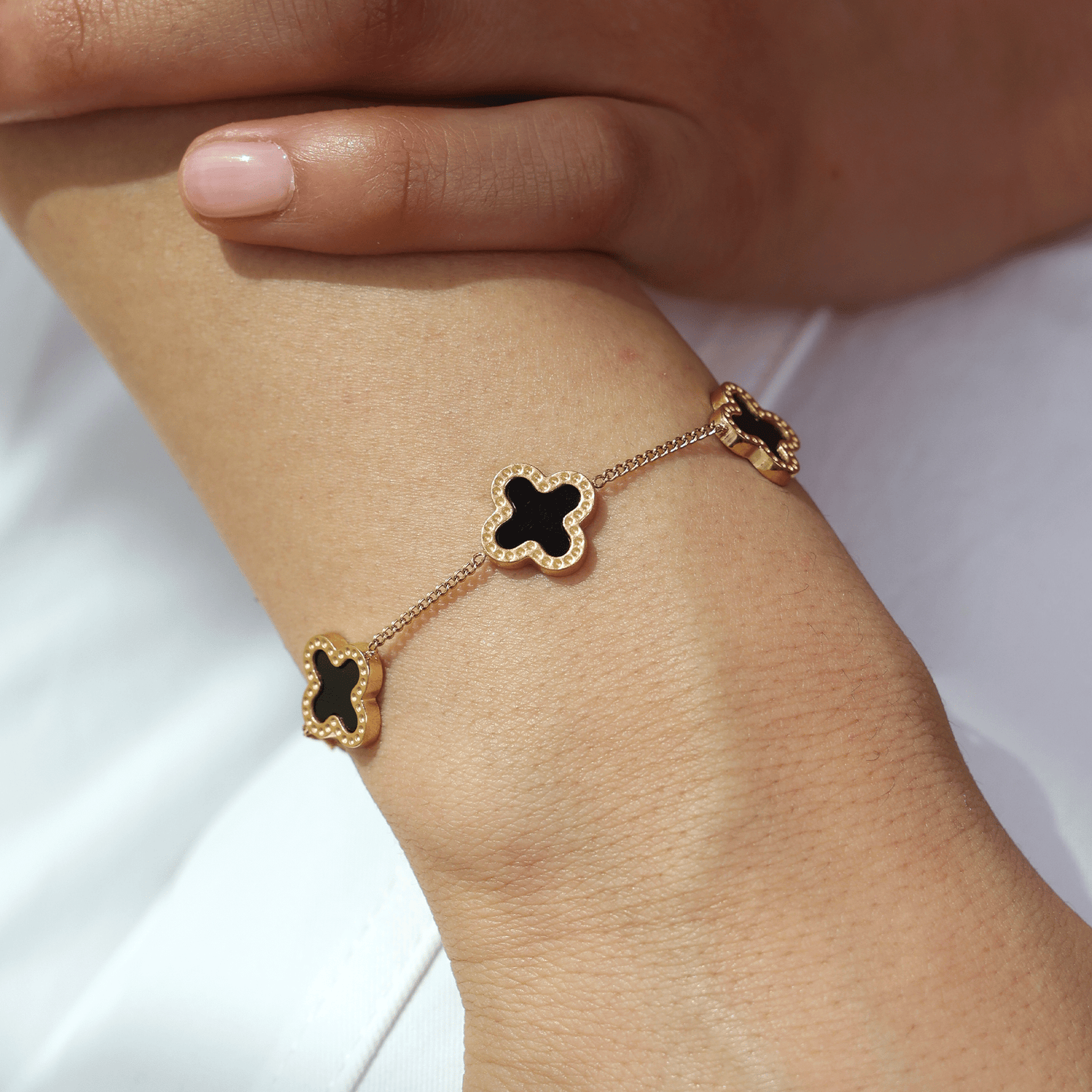 Black 5 Clover Chain Charm Bracelet - Gemlet