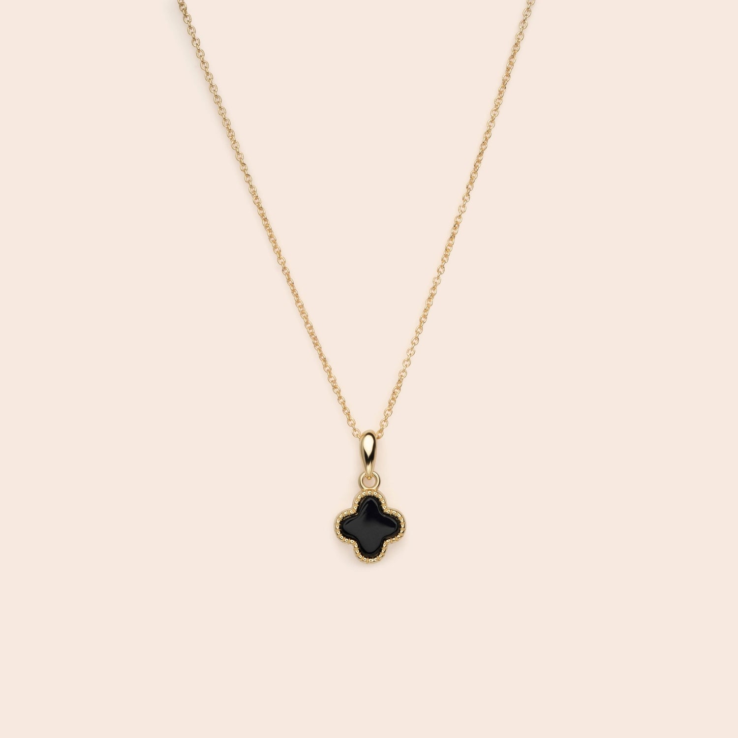 Black Clover Necklace - Gemlet