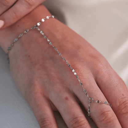 Dapped Oval Hand Chain - Gemlet