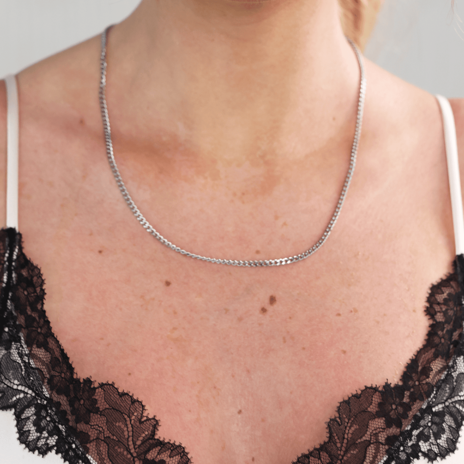 Mini Curb Chain Necklace - Gemlet