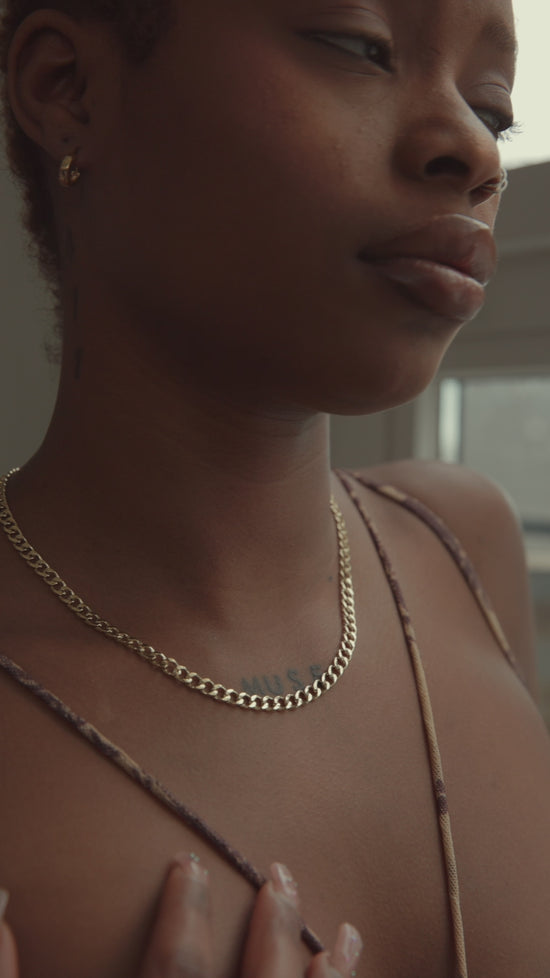 Load and play video in Gallery viewer, Cuban Link Gold Chain Necklace
