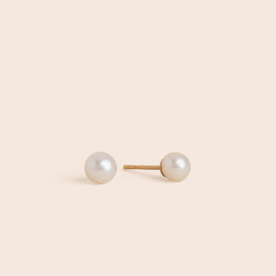 Classic Pearl Stud Earrings - Gemlet