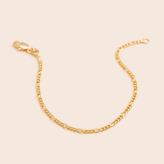 Load image into Gallery viewer, Dainty Figaro Chain Bracelet - Gemlet
