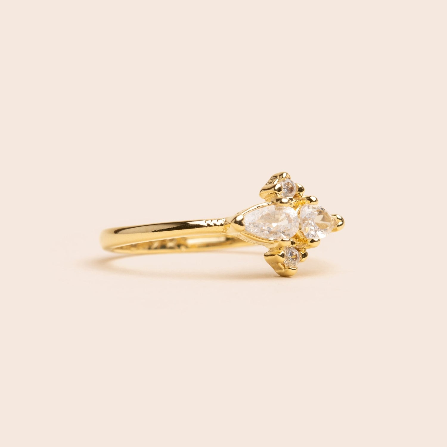 Gold Vintage Flower Ring - Gemlet