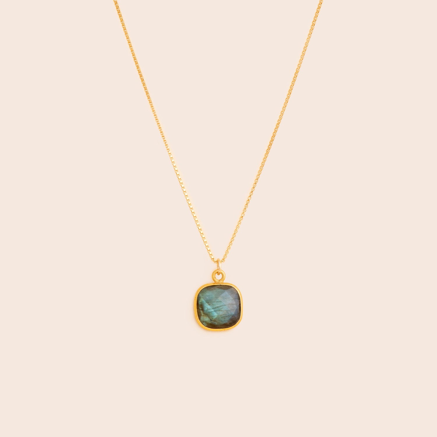 Labradorite Cushion Cut Necklace - Gemlet