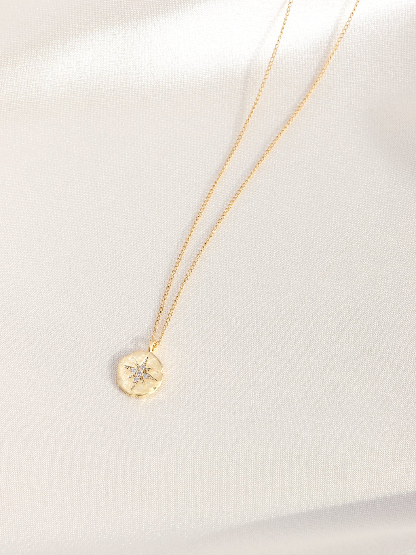 Northern Star Medallion Necklace - Gold Filled - Gemlet