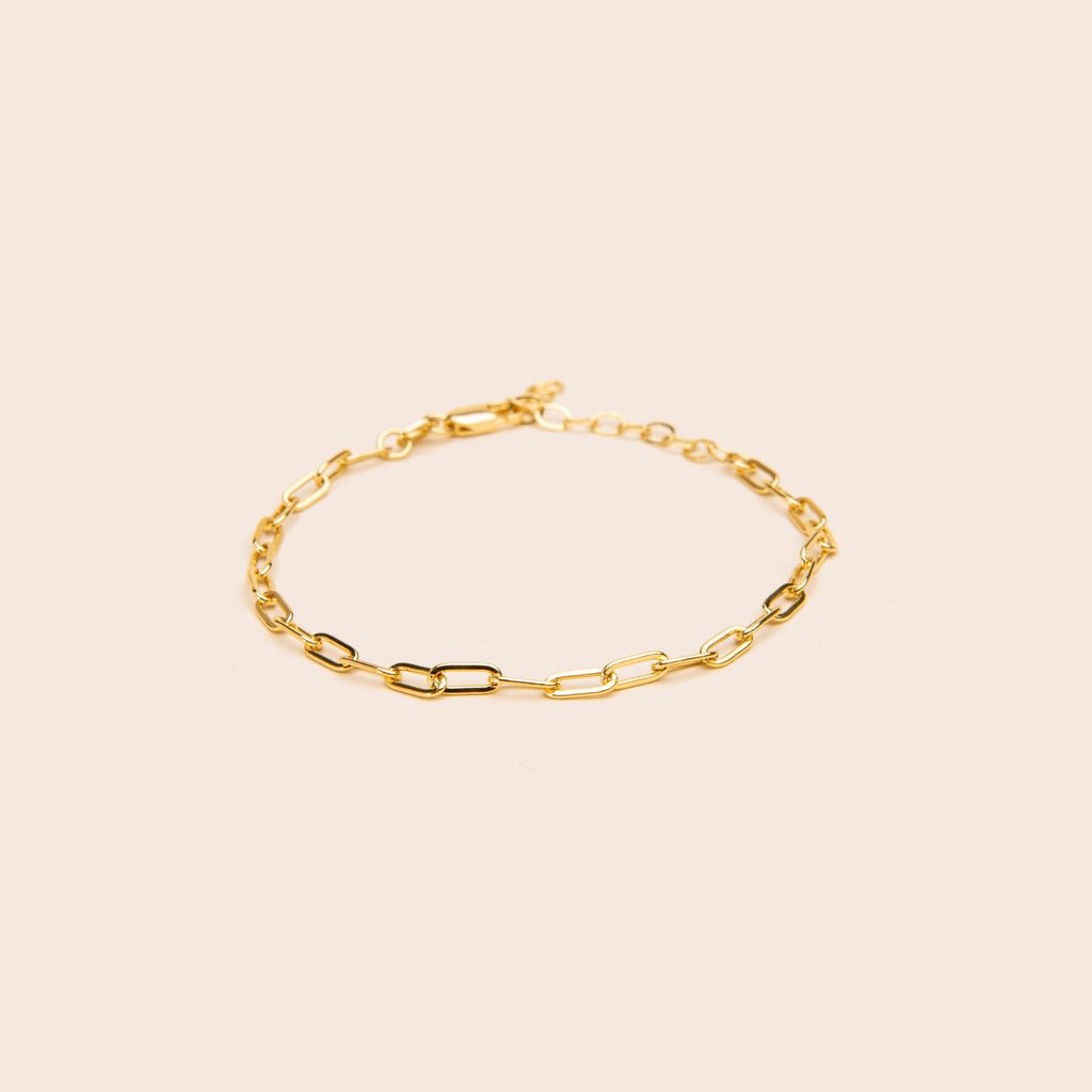 Rounded Paperclip Chain Bracelet in Gold - Gemlet