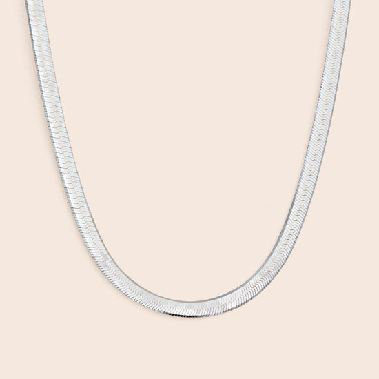 Thick Silver Herringbone Chain Necklace - Gemlet
